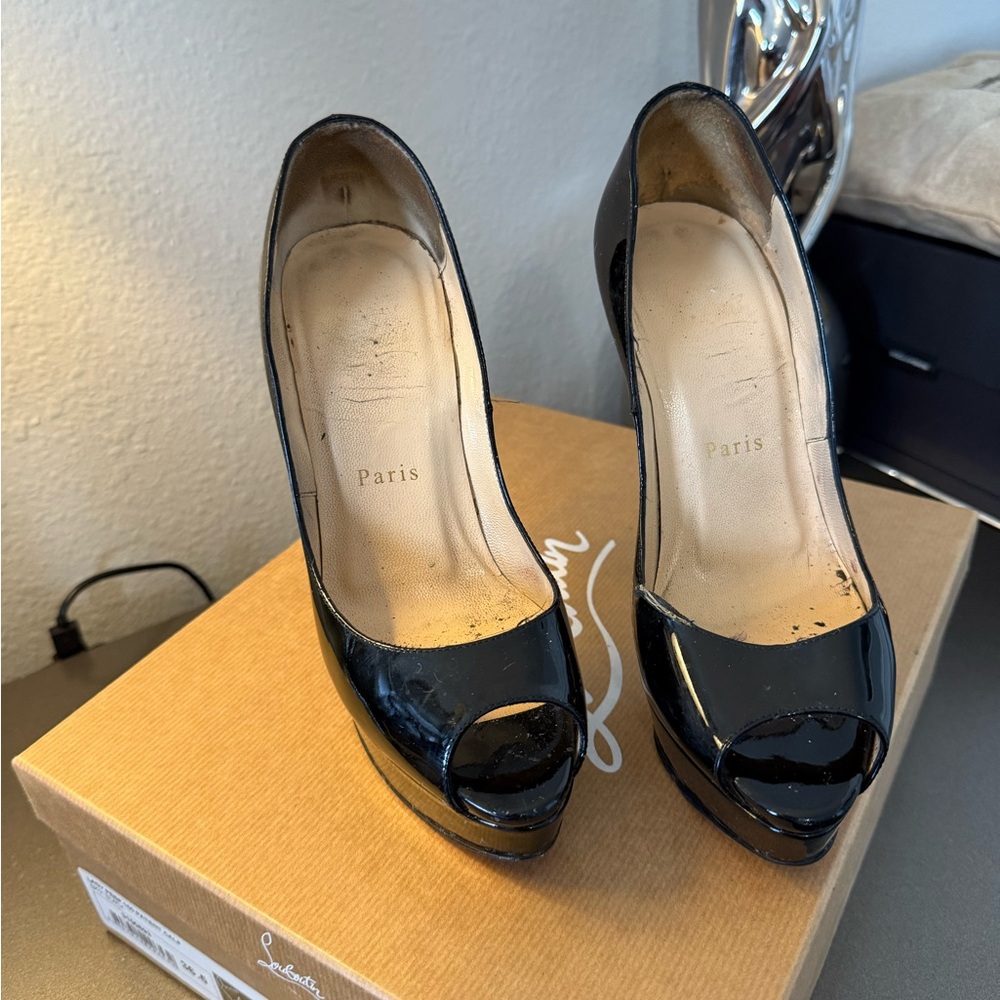 Black Peep-Toe Pumps